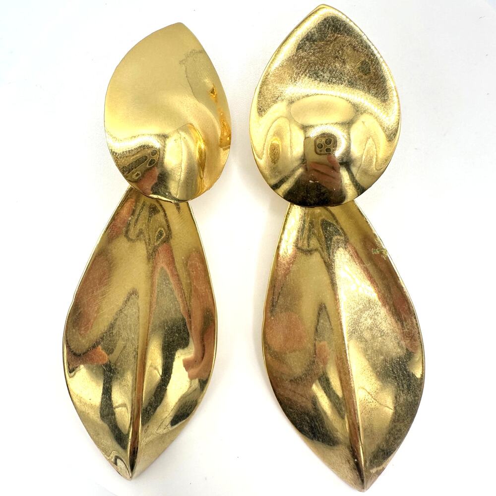 Vintage 1980s 1990s gold tone large statement dangle drop clip on earrings